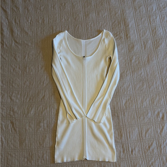 H&M Cream Long Sleeve Ribbed Dress - Picture 2 of 3